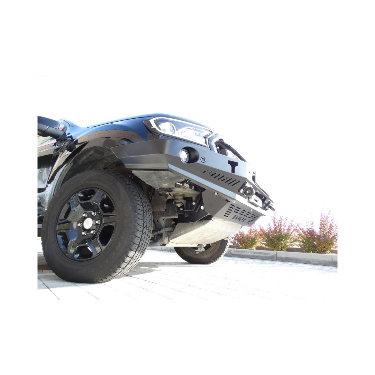 ZDERZAK PRZÓD BEZ BULLBARA FORD RANGER T7 2015-2018